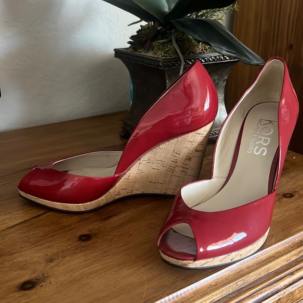 Michael Kors Red Patent Peep Toe Wedge Size 9